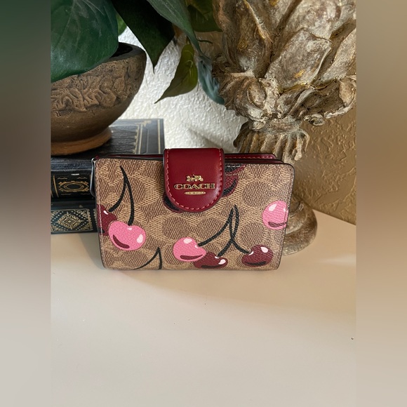 Coach Medium Corner Zip Cherry Print Wallet - Picture 1 of 8